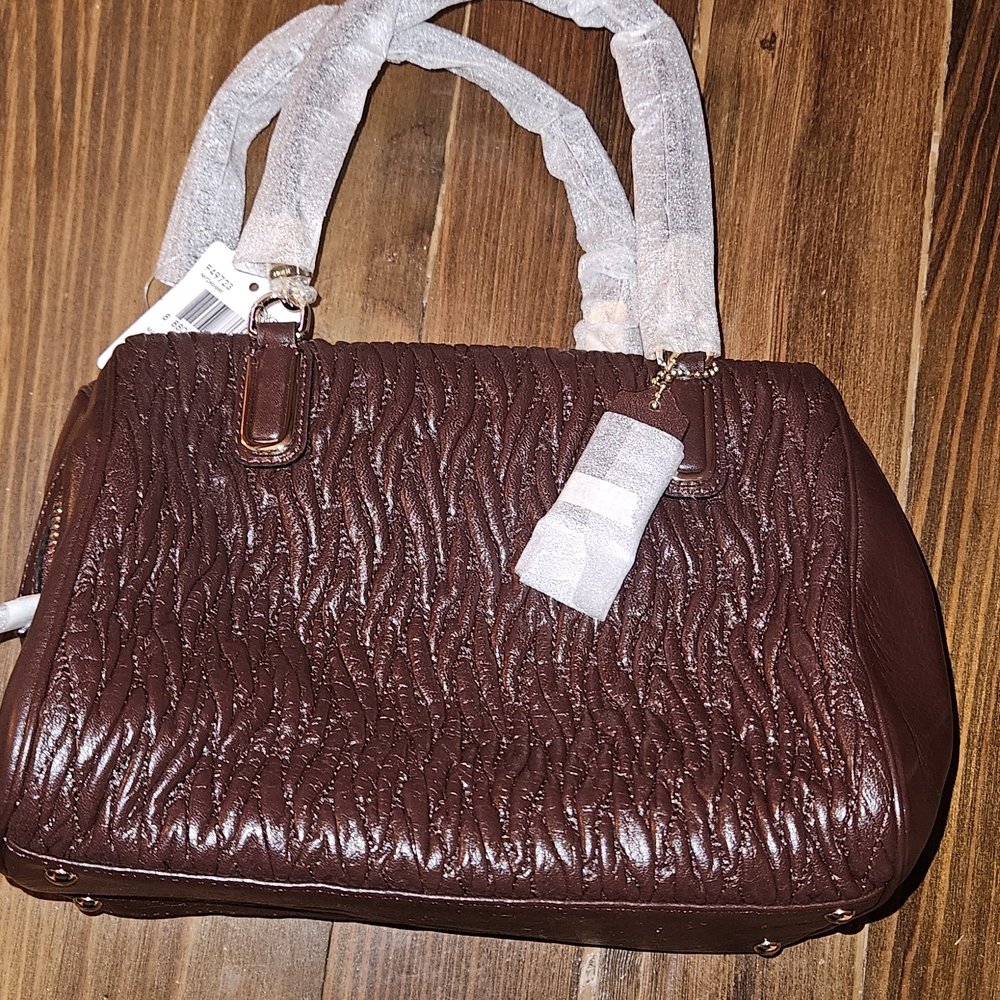 Elegant Brown Textured Handbag